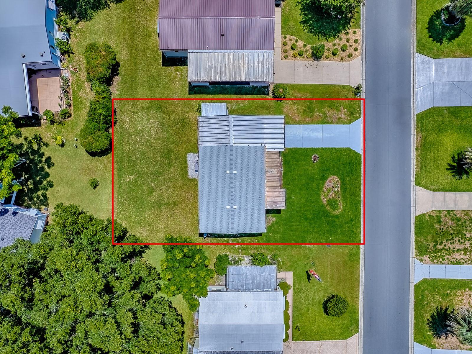 LADY LAKE ORANGE BLOSSOM GARDENS UNIT 06 - Residential