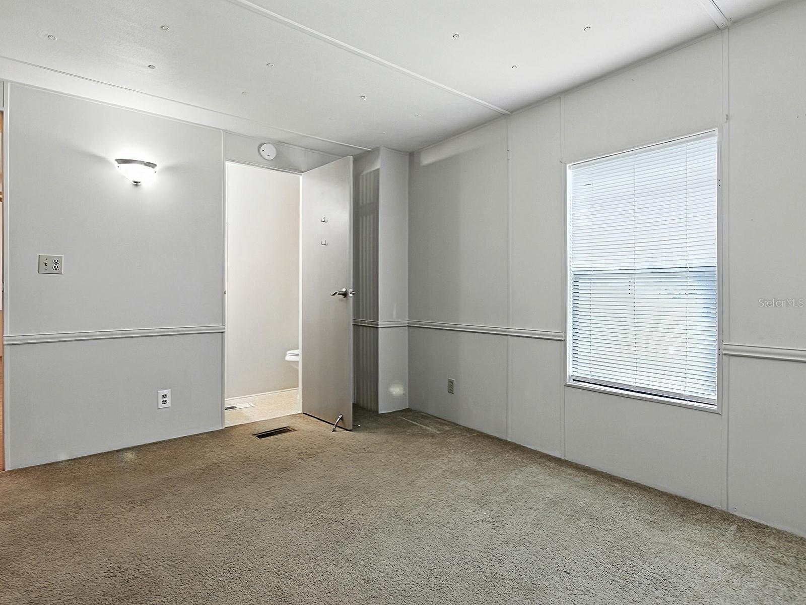 LADY LAKE ORANGE BLOSSOM GARDENS UNIT 06 - Residential