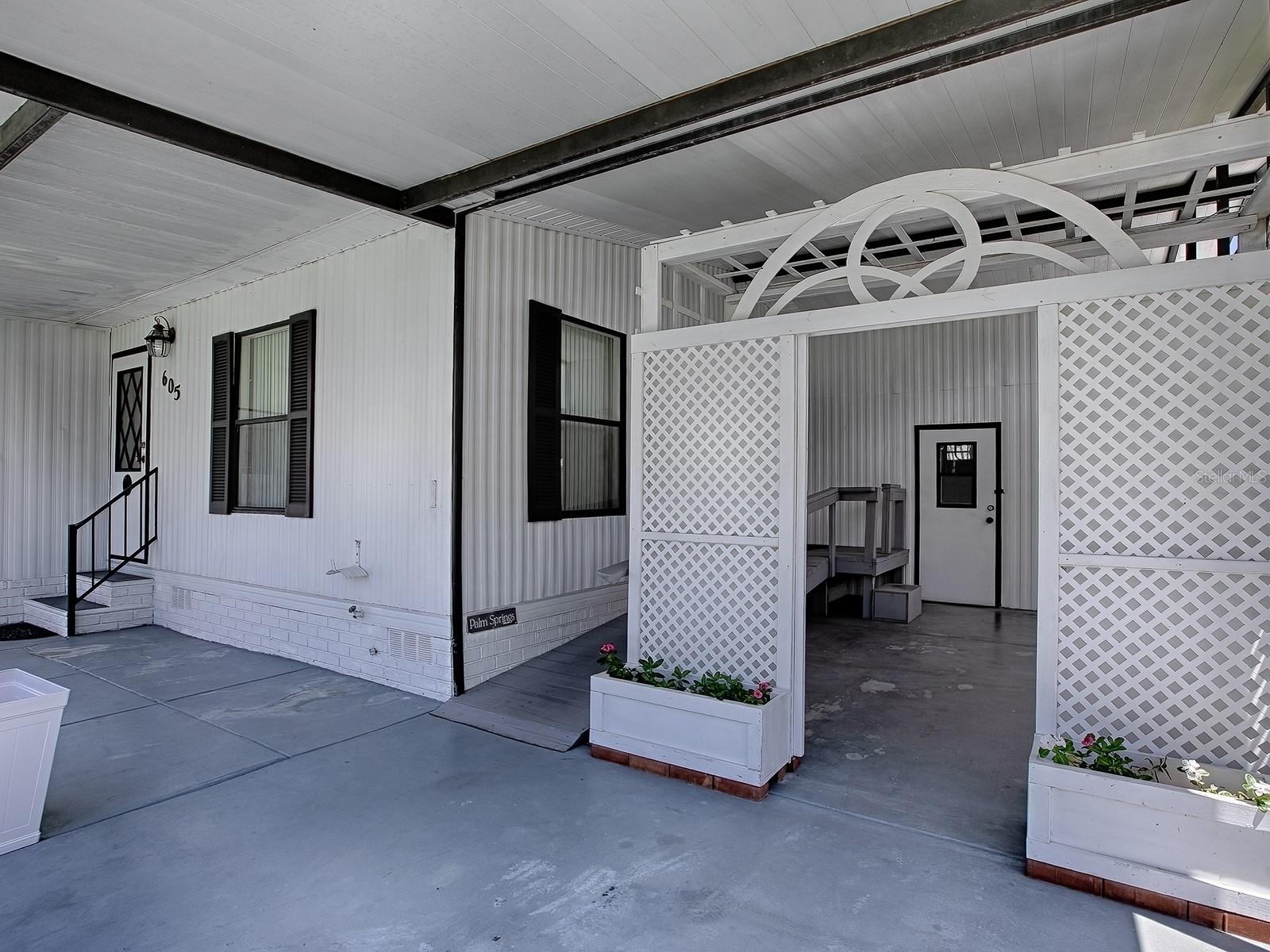 LADY LAKE ORANGE BLOSSOM GARDENS UNIT 06 - Residential