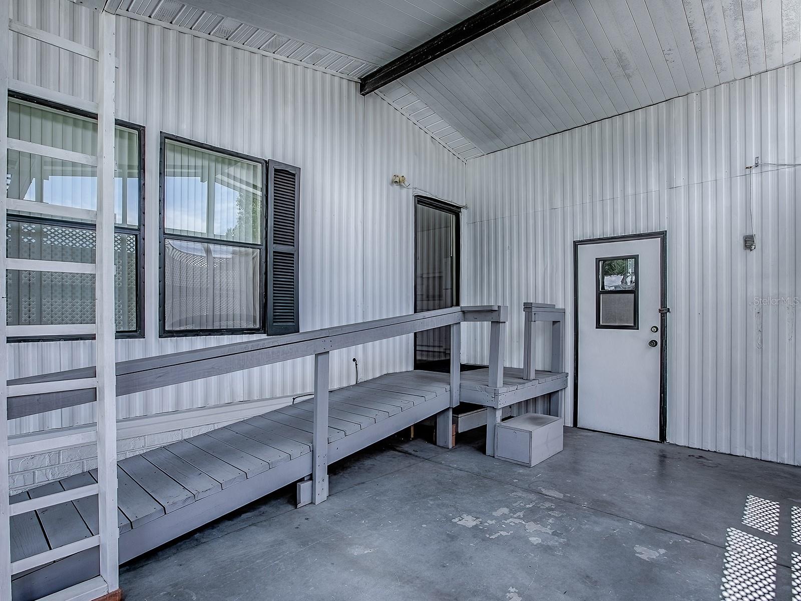 LADY LAKE ORANGE BLOSSOM GARDENS UNIT 06 - Residential