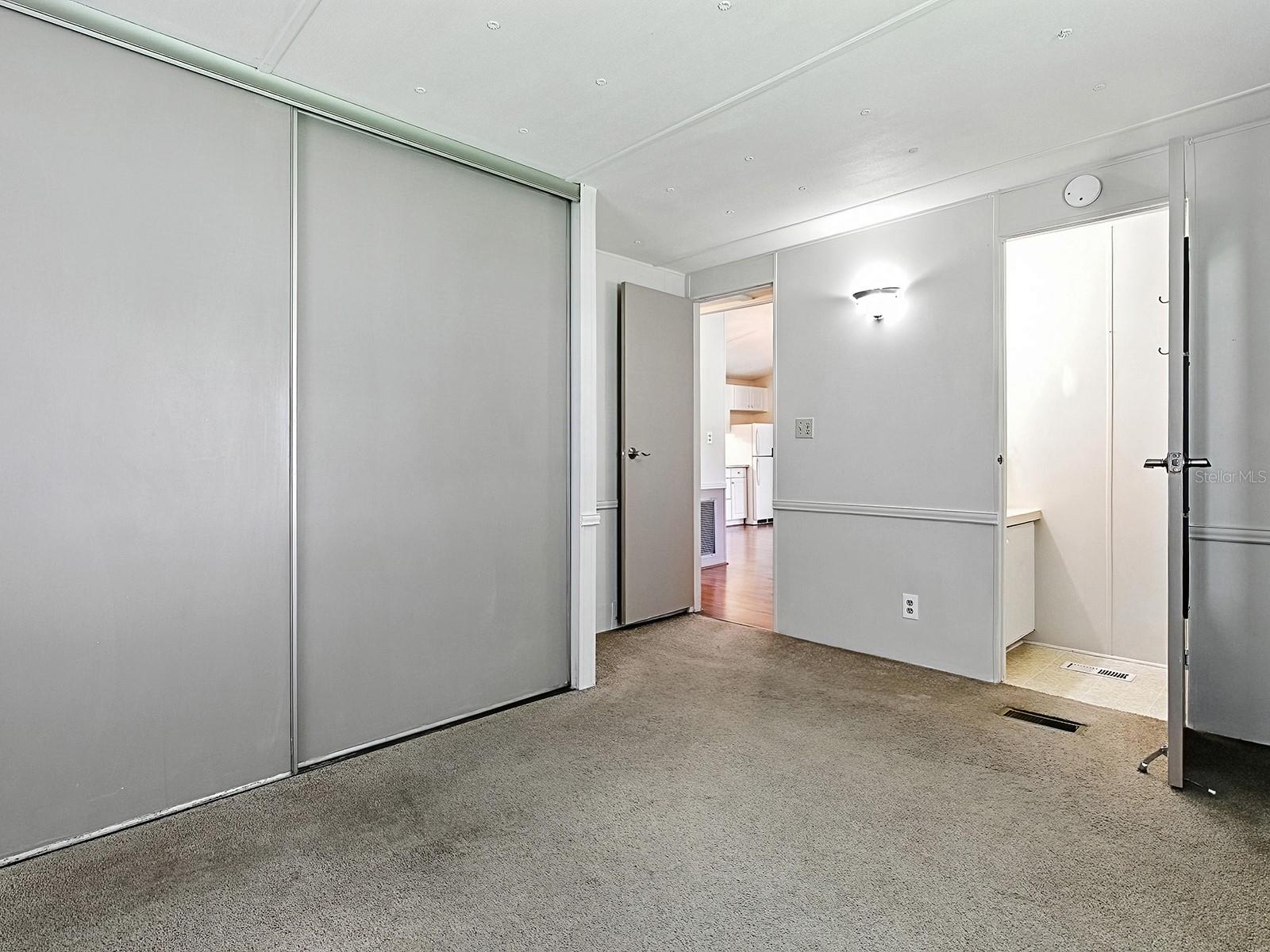 LADY LAKE ORANGE BLOSSOM GARDENS UNIT 06 - Residential