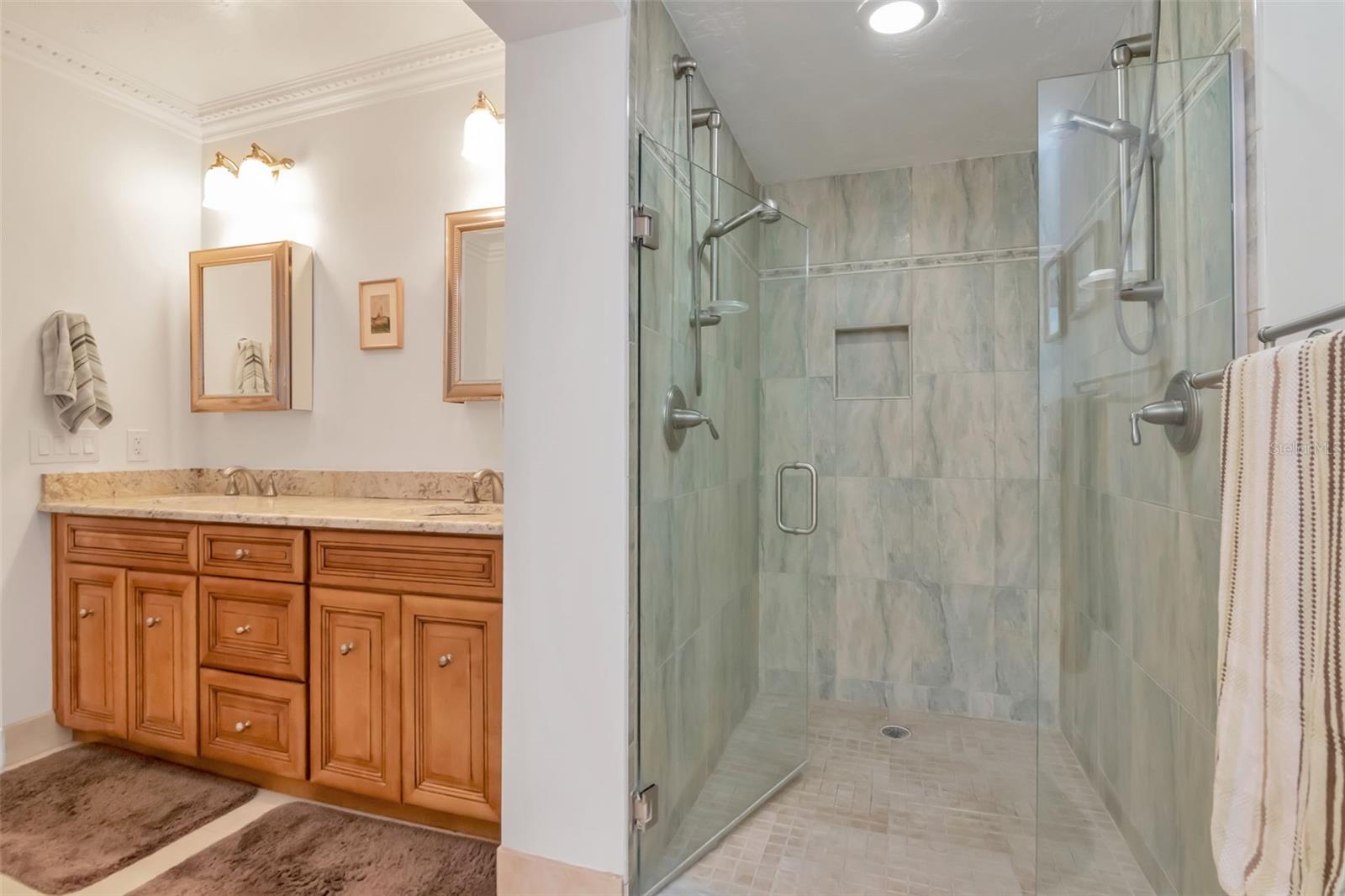 GRANADA TERRACE ADD REP - Residential