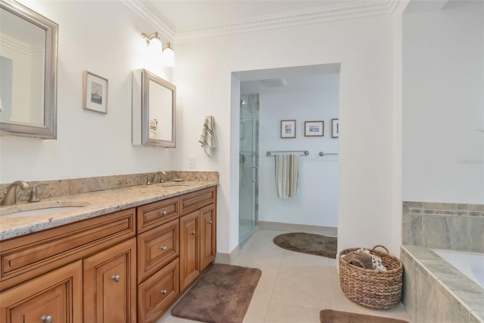 GRANADA TERRACE ADD REP - Residential