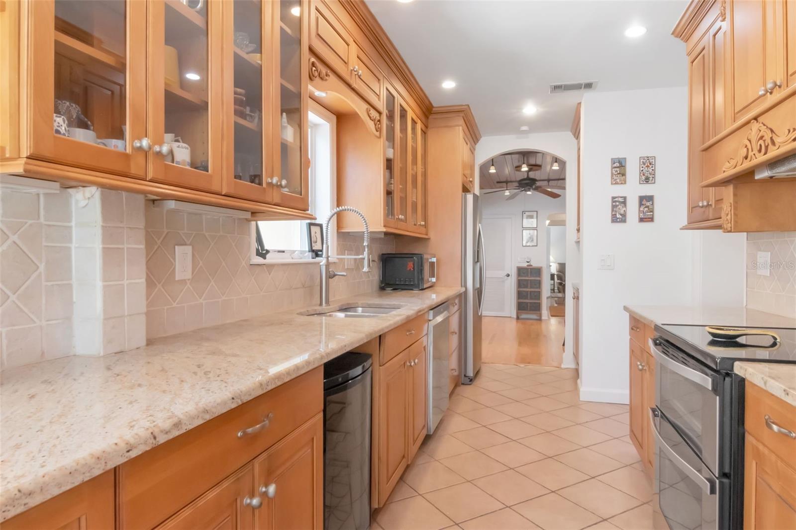 GRANADA TERRACE ADD REP - Residential