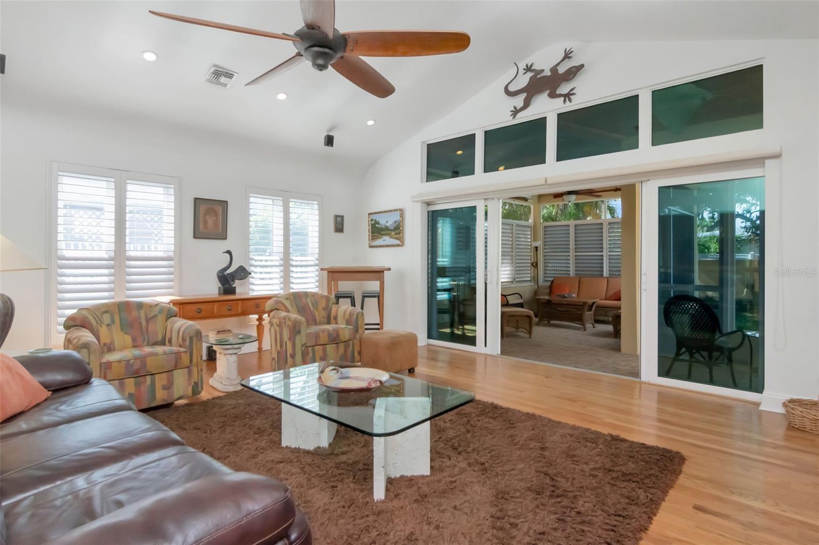 GRANADA TERRACE ADD REP - Residential