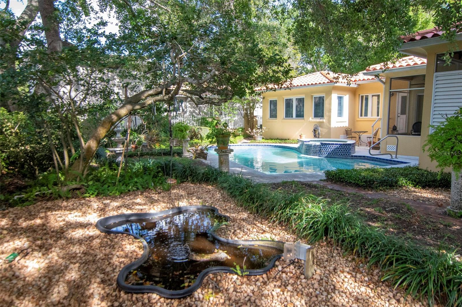 GRANADA TERRACE ADD REP - Residential