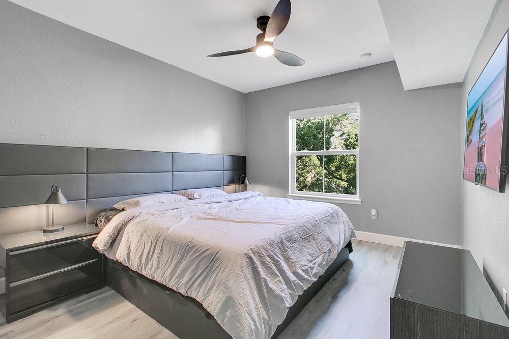 304 E SOUTH STREET 5029