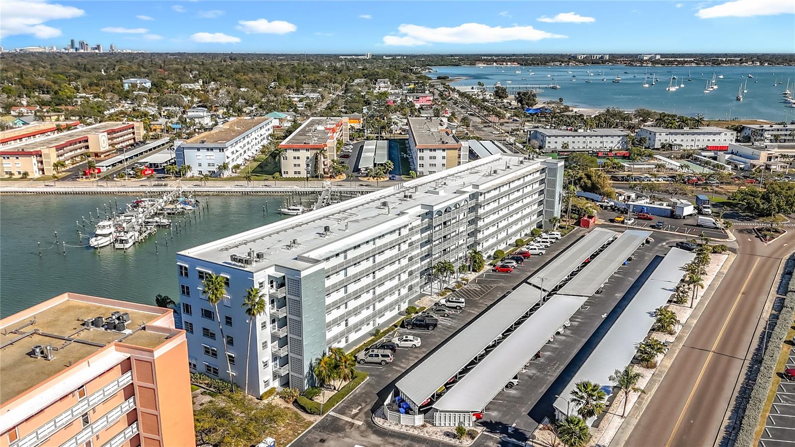 5925 SHORE BOULEVARD S 203