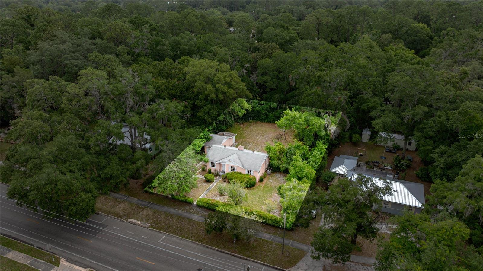1425 NE 9TH STREET