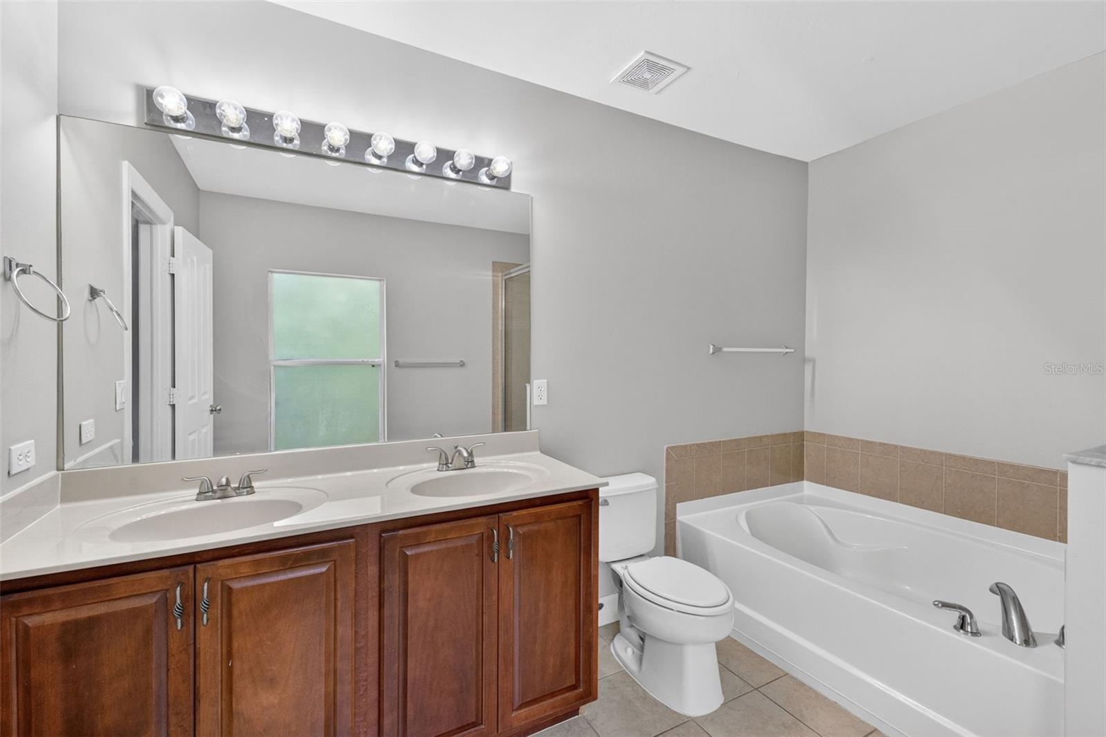 PUNTA GORDA ISLES SEC 20 - Residential