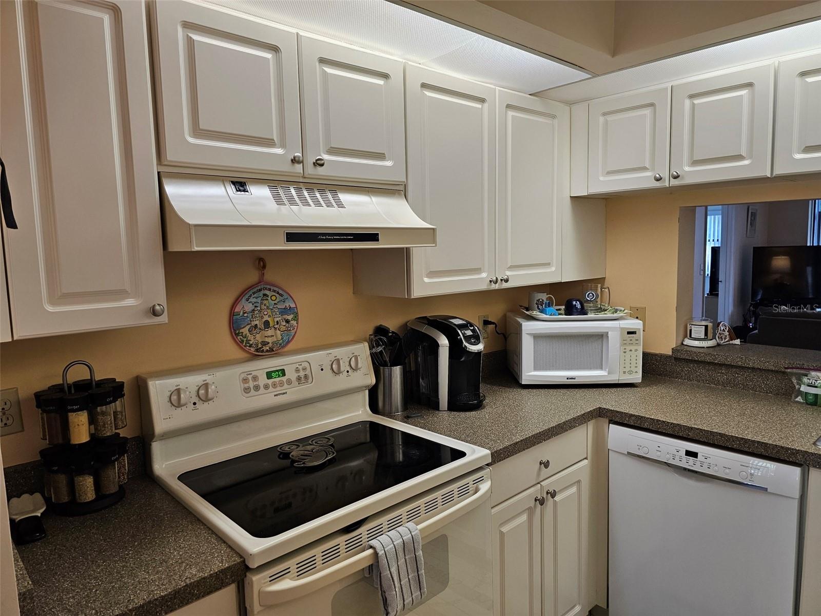 SHOREWALK BATH & TENNIS CLUB 2 - Residential Lease