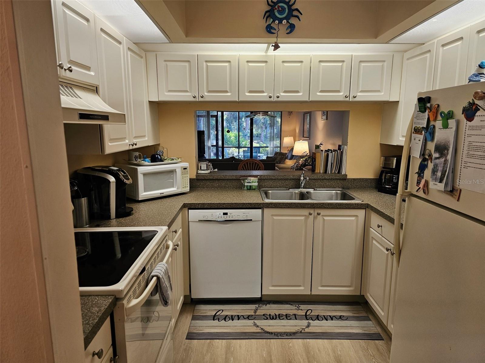 SHOREWALK BATH & TENNIS CLUB 2 - Residential Lease