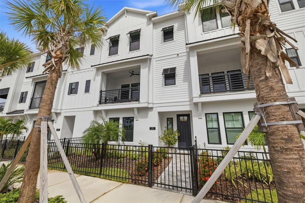 Photo of 1528 Skysail Lane, Sarasota, FL 34240 (MLS # TB8528995)