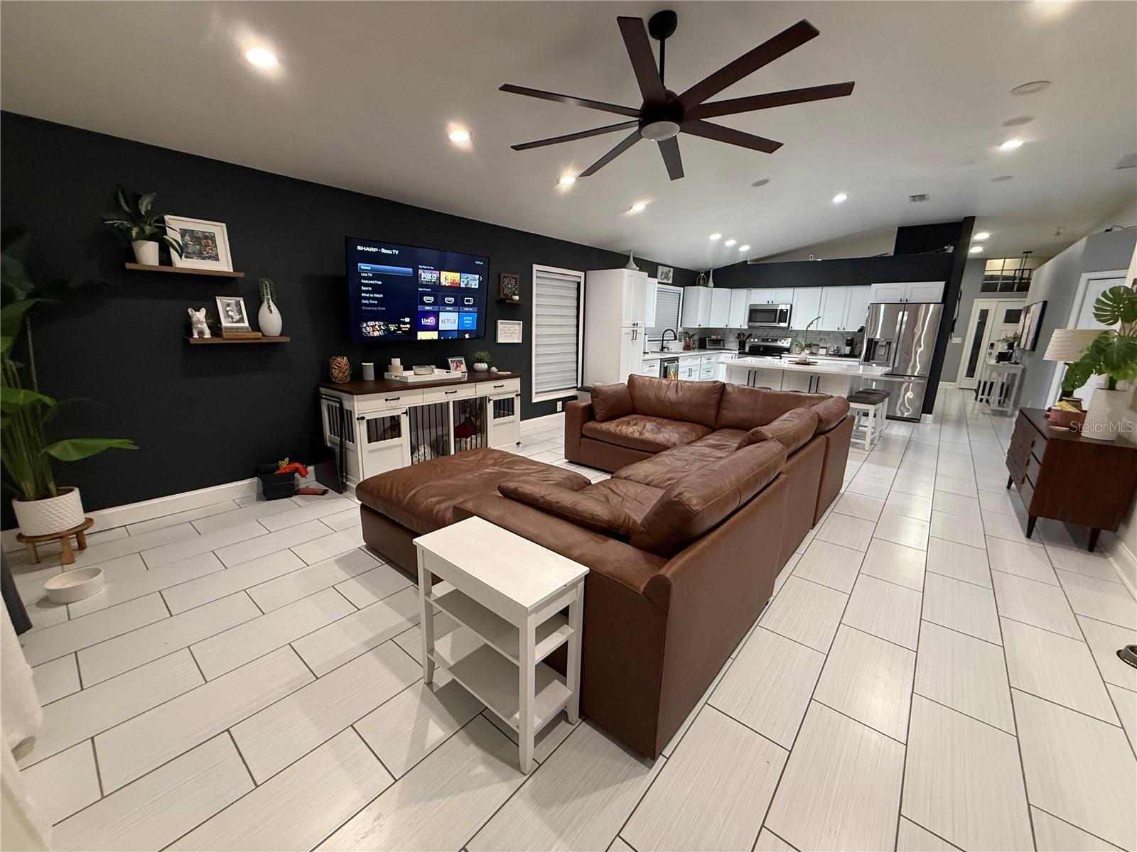 SOUTH POINTE PH 5 - Residential