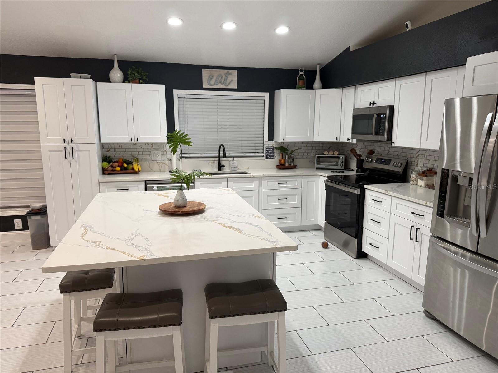 SOUTH POINTE PH 5 - Residential