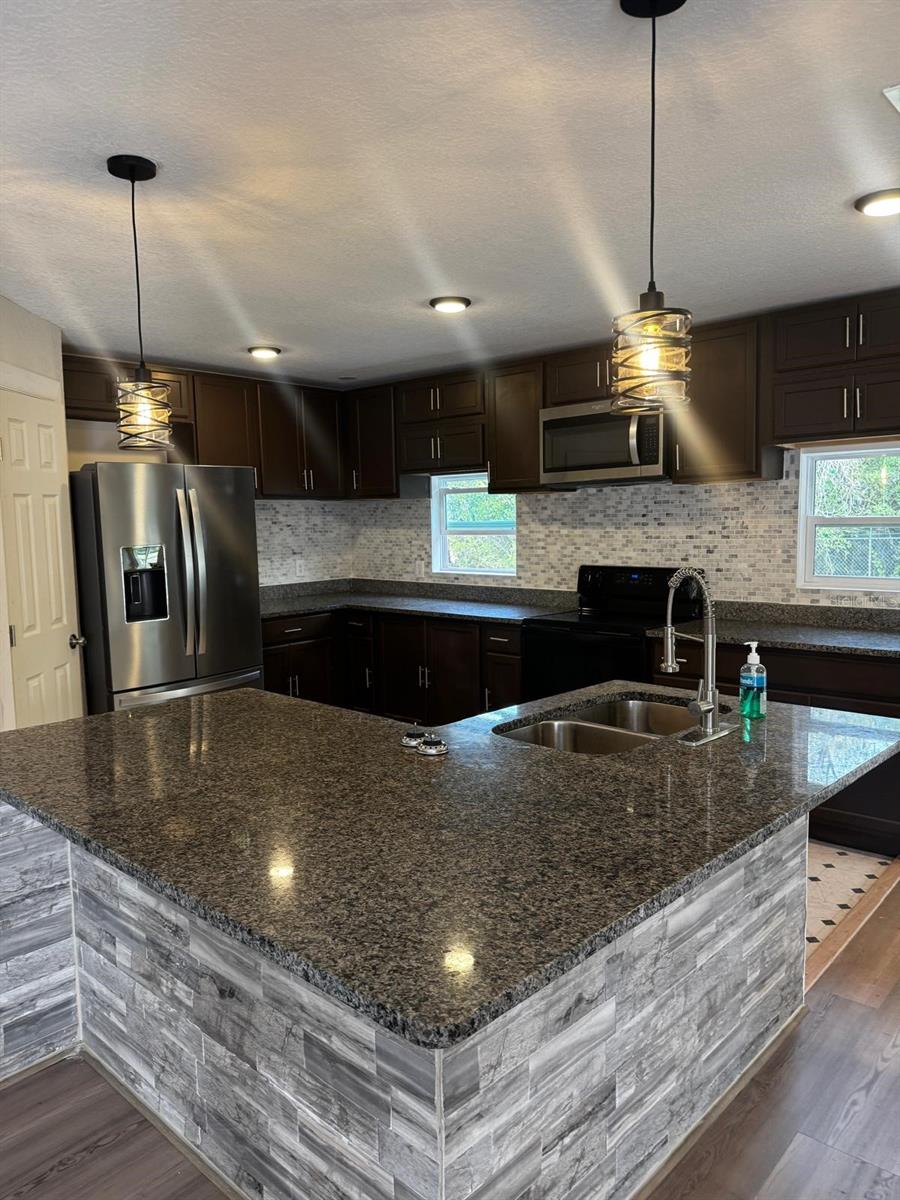 MOBILE HOME VILLAGE - Residential