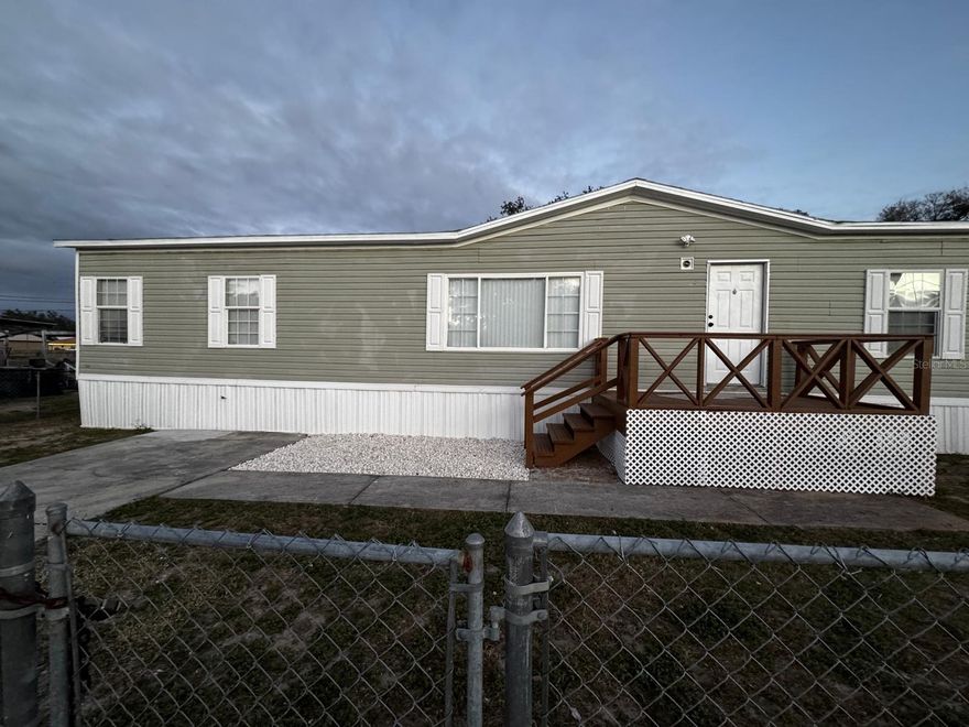 Say goodbye to HOA fees—you actually own the land here! This 3-bedroom, 2-bath home sits on a fully fenced lot. Inside, you’ll love the open layout and the primary bedroom is large with a closet and a bathroom that features double sinks and a relaxing garden tub with an separate shower.  Since the yard is fenced, it’s ready to go for pets, kids, or parking your toys. It’s the perfect mix of a quiet, rural vibe while still being close to shops and restaurants.