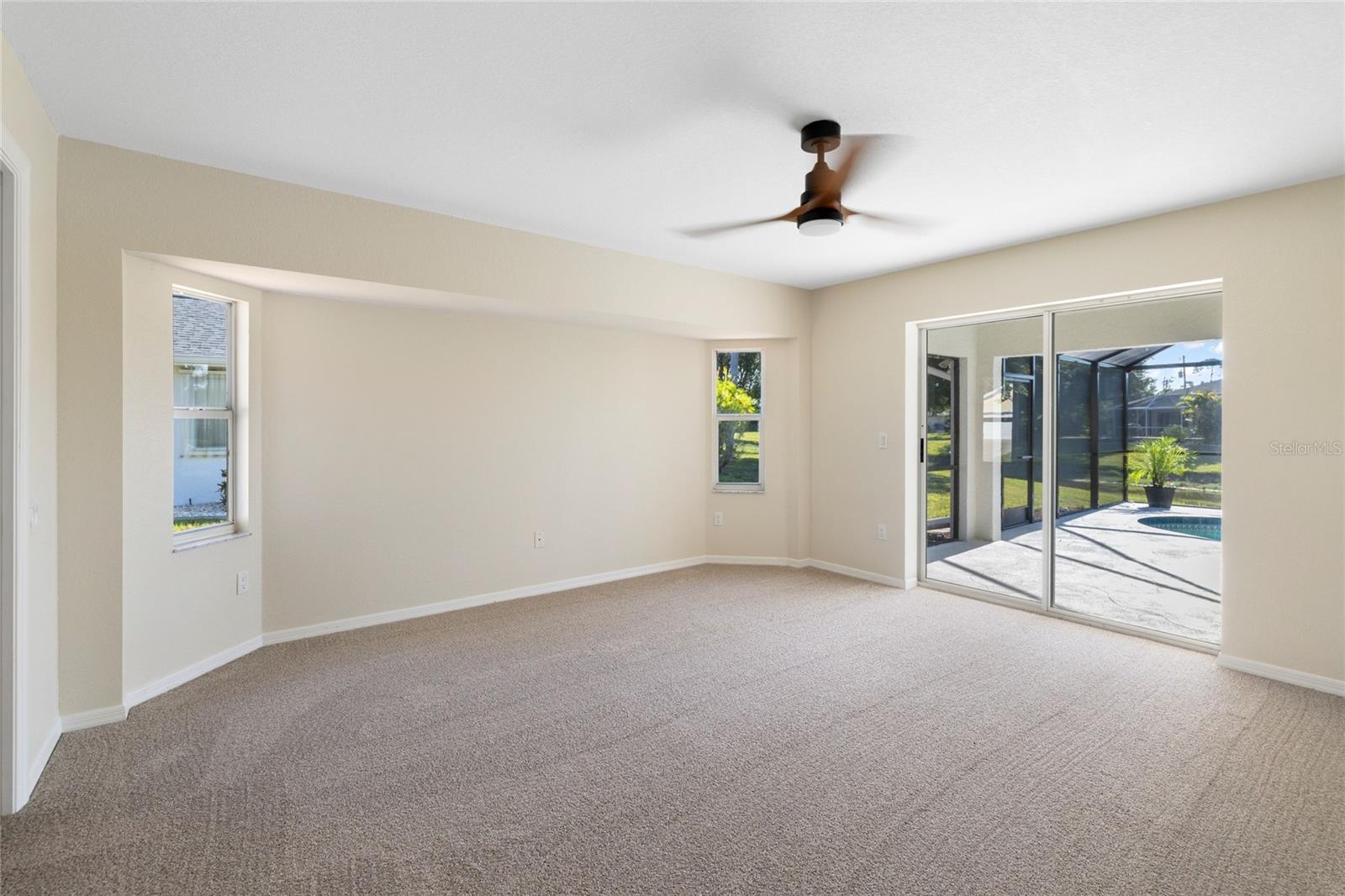 ROTONDA WEST LONG MEADOW - Residential