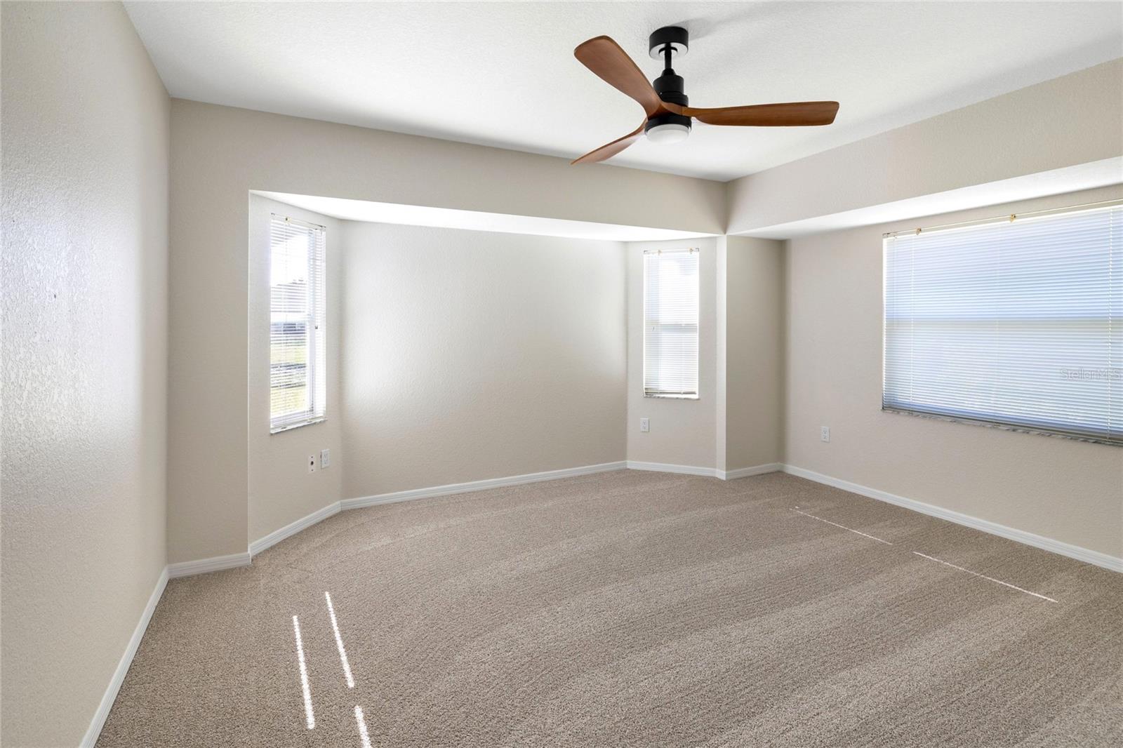 ROTONDA WEST LONG MEADOW - Residential