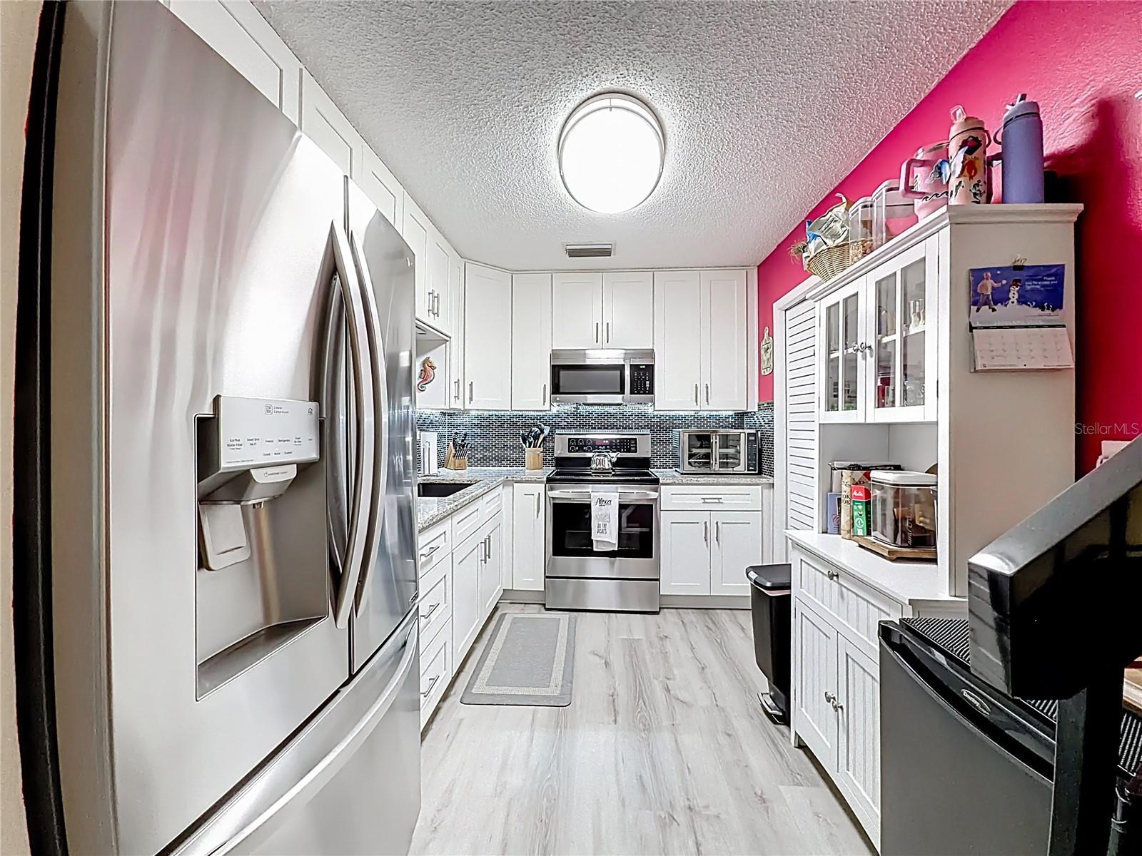 EASTWOOD SHORES 5 - Residential