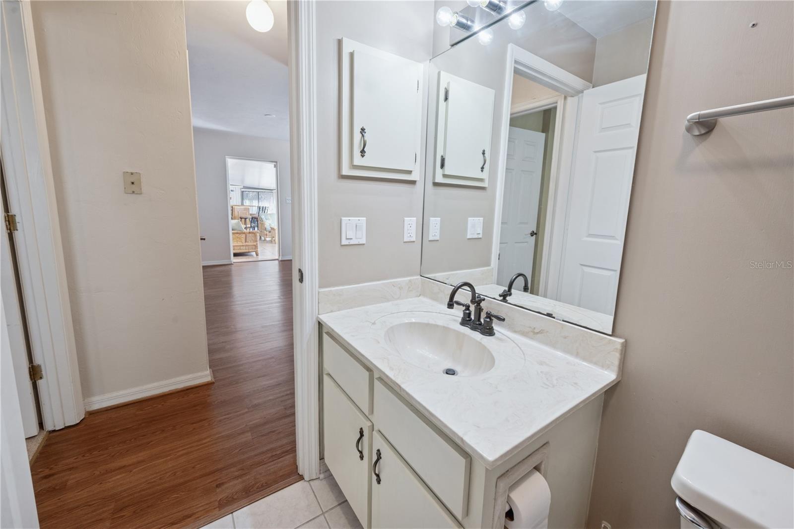 SOUTHERN OAKS - Residential