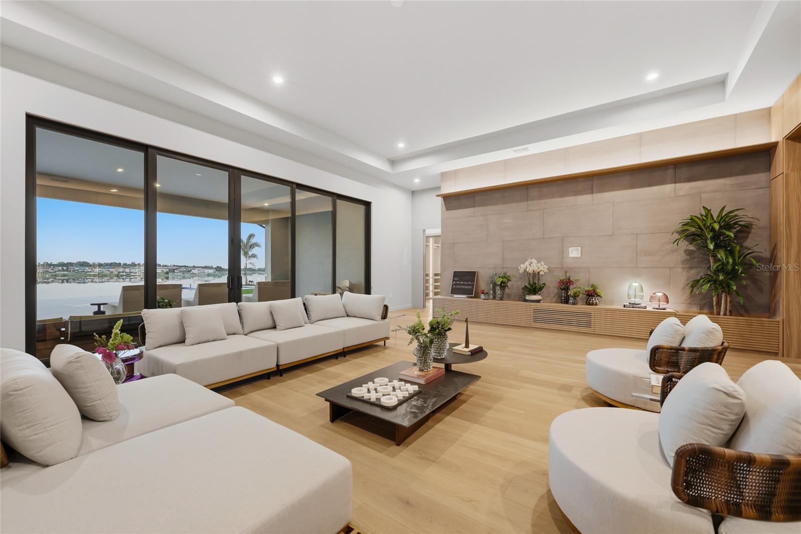 BELLA COLLINA SUB - Residential