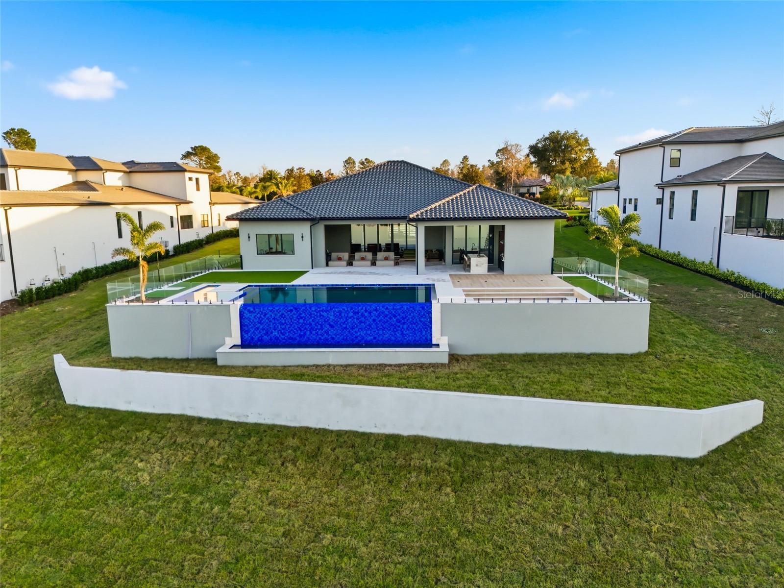 BELLA COLLINA SUB - Residential