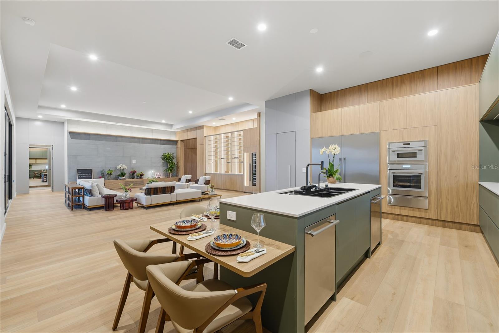 BELLA COLLINA SUB - Residential