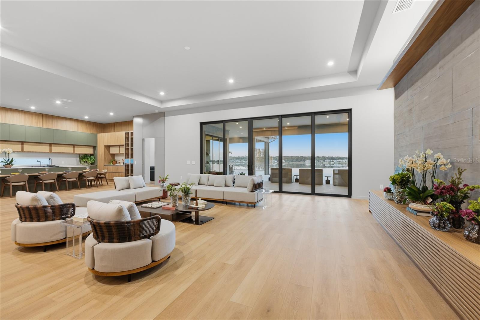 BELLA COLLINA SUB - Residential