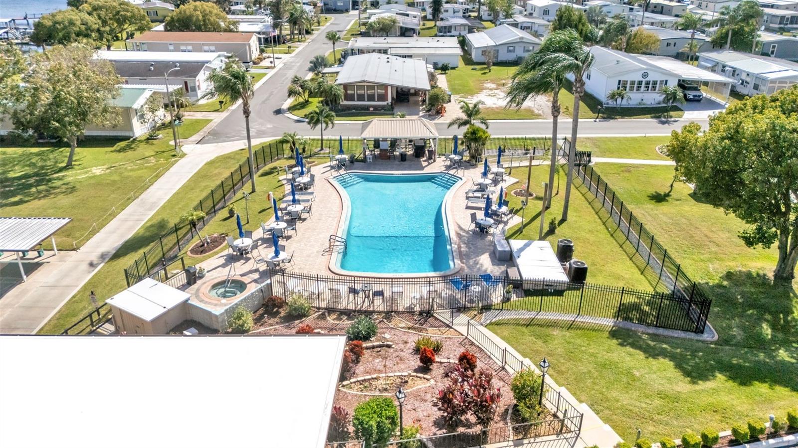 LAKESIDE HILLS ESTATES - Residential