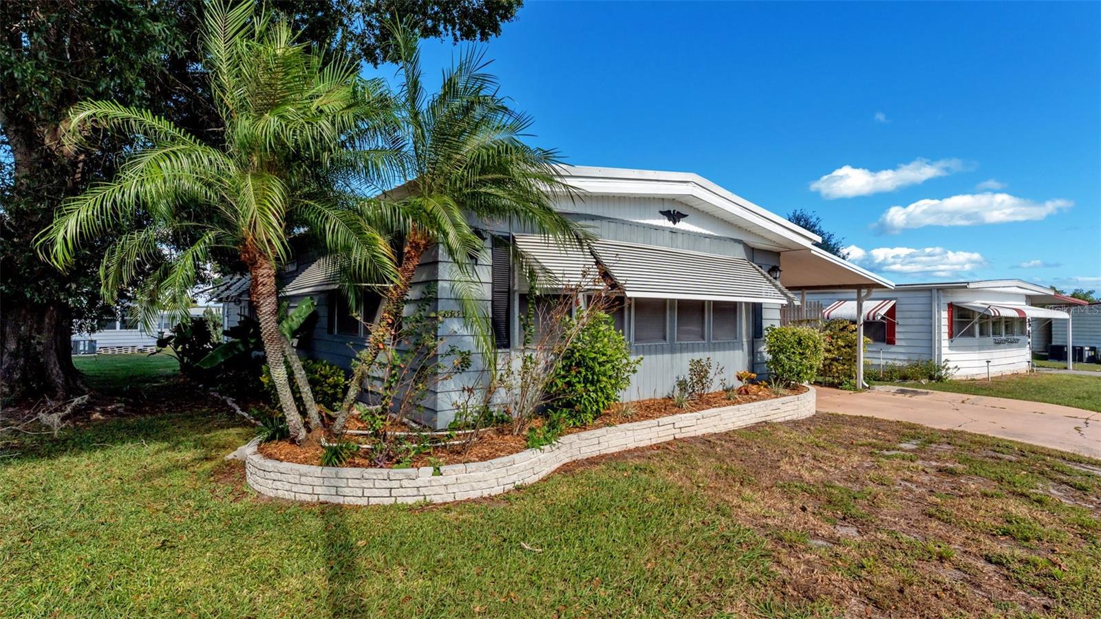 LAKESIDE HILLS ESTATES - Residential