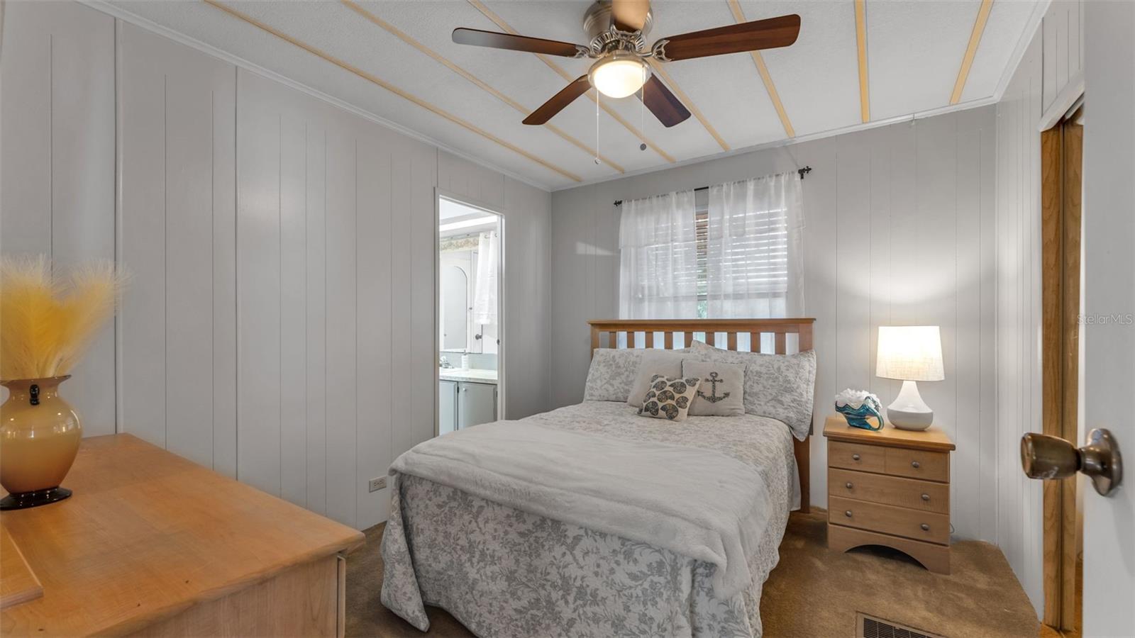 LAKESIDE HILLS ESTATES - Residential