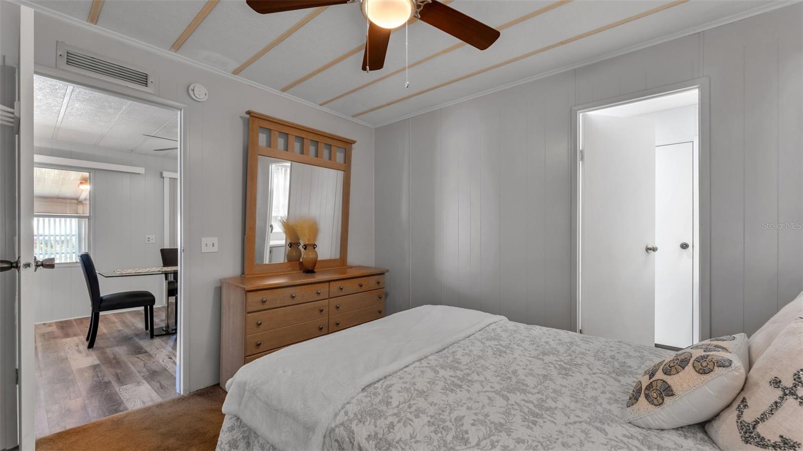 LAKESIDE HILLS ESTATES - Residential