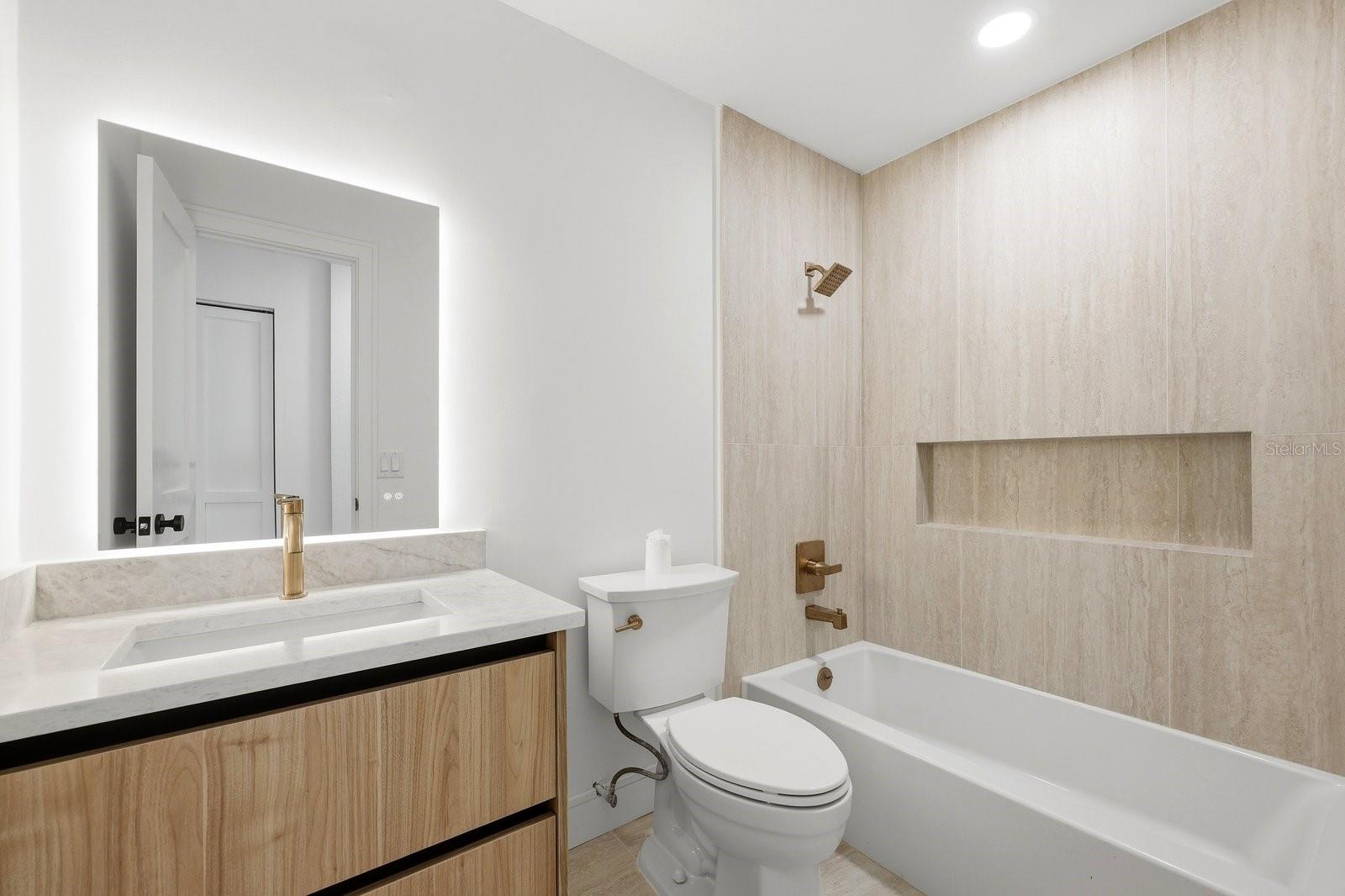 SOUND WEST - Residential