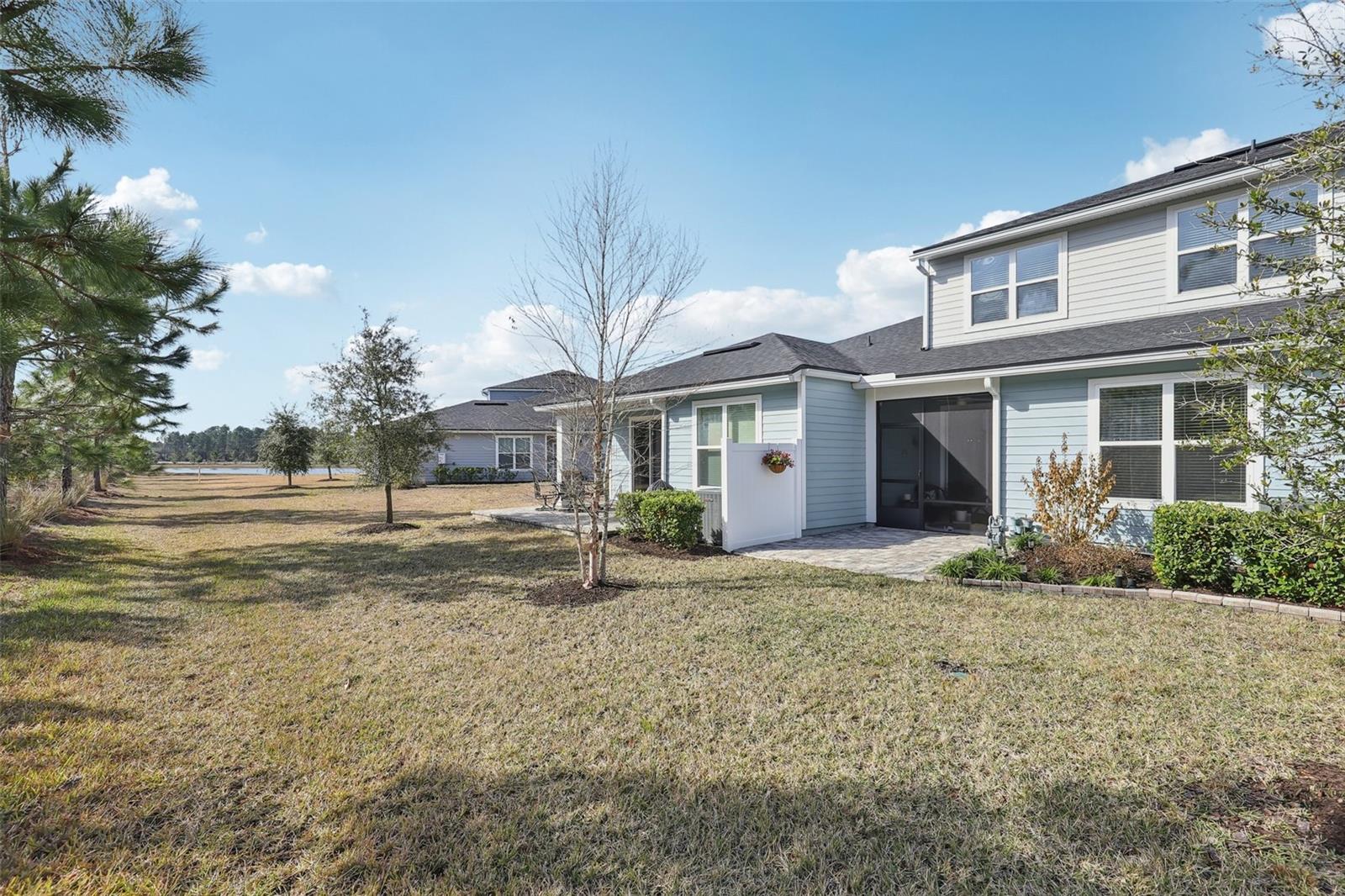 HOLLY FOREST TWNHMS - Residential