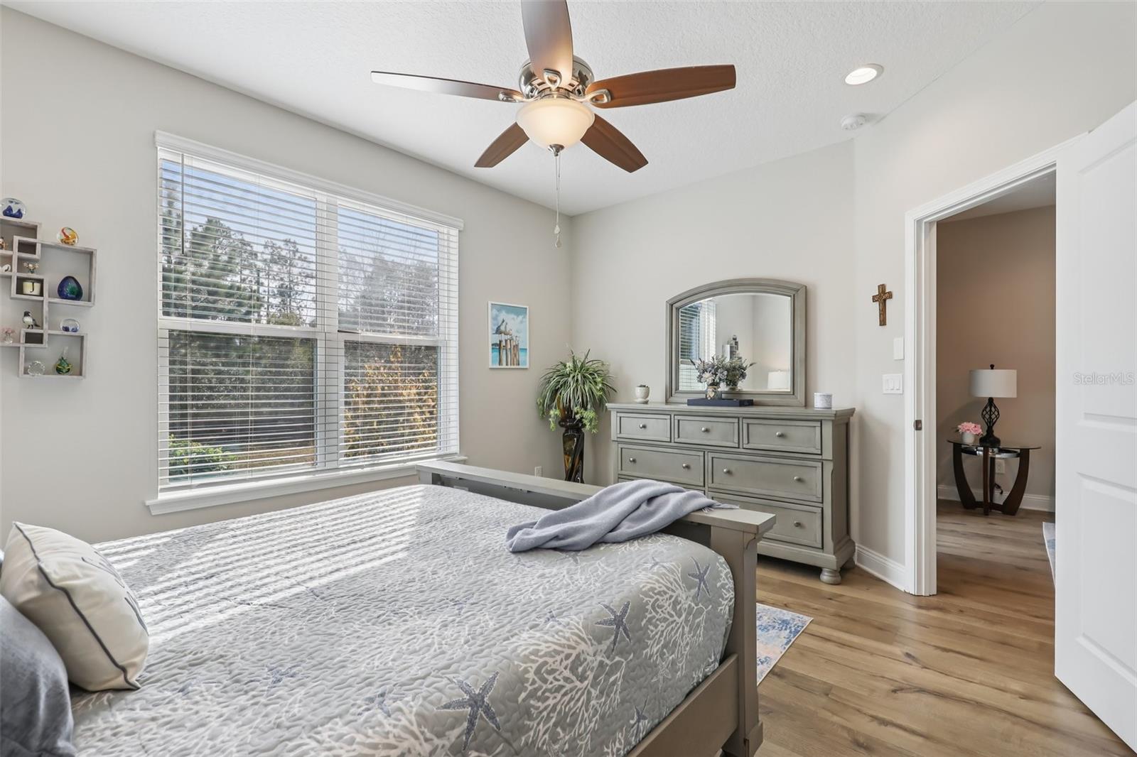 HOLLY FOREST TWNHMS - Residential