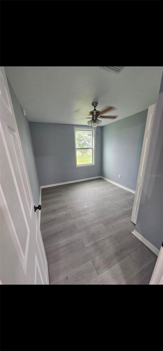 ACREAGE & UNREC - Residential Lease