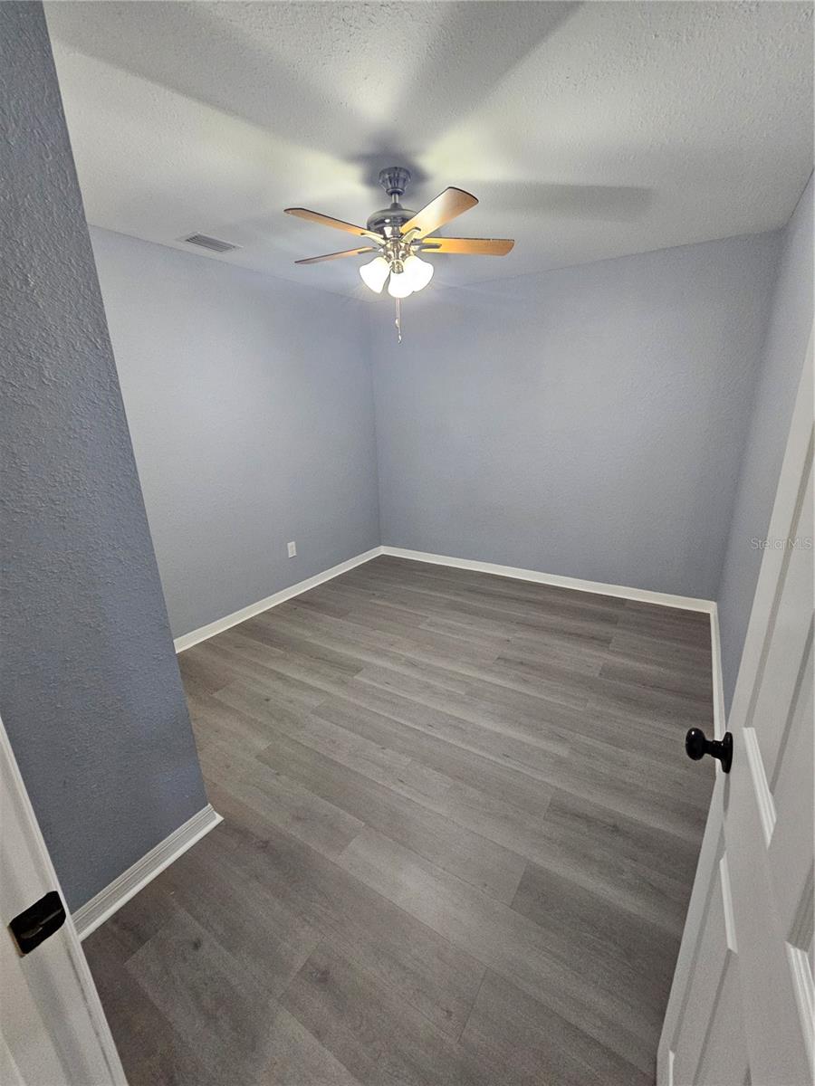 ACREAGE & UNREC - Residential Lease