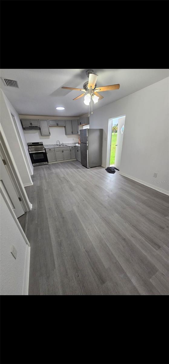 ACREAGE & UNREC - Residential Lease