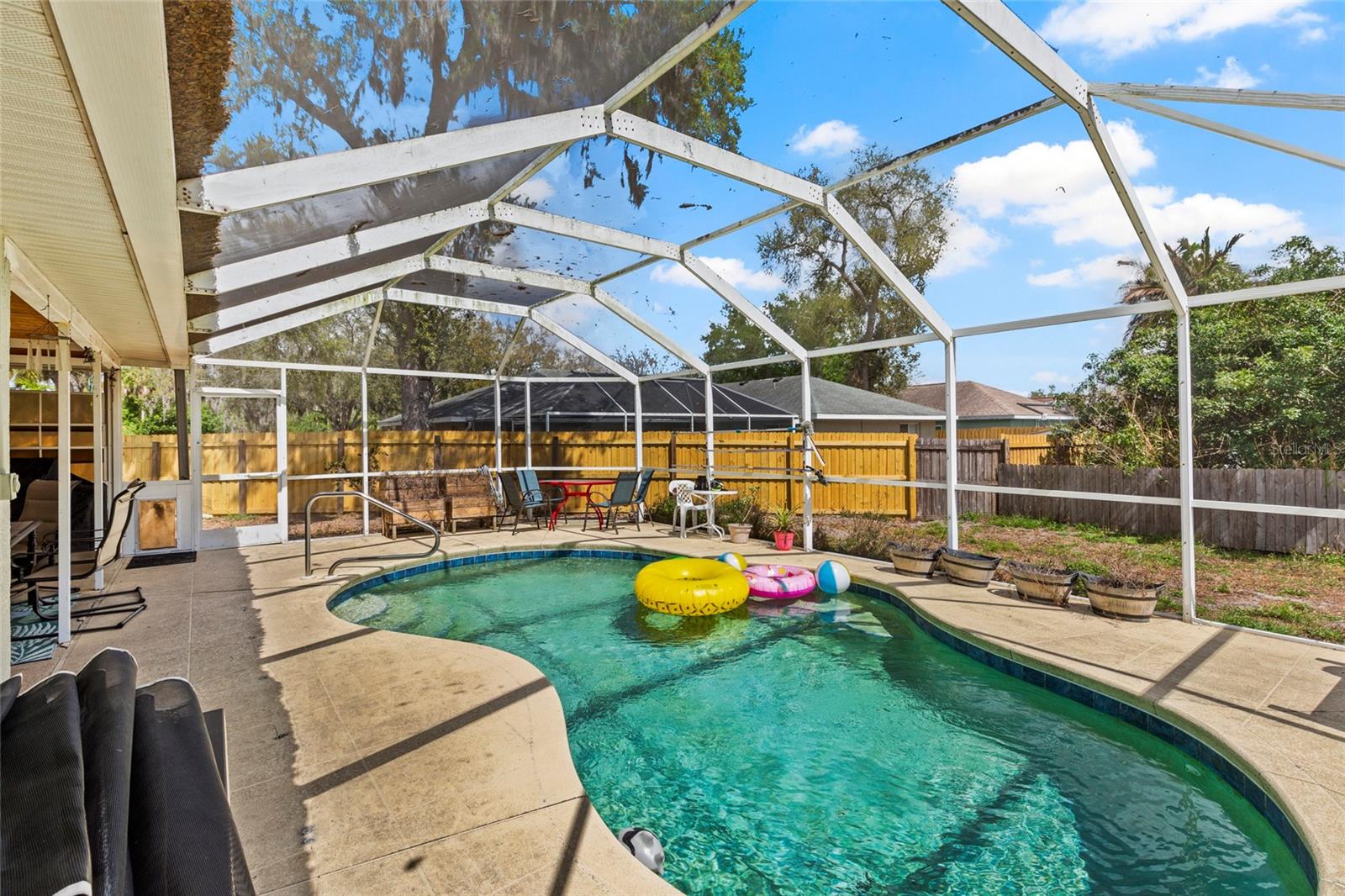 SUGAR RIDGE - Residential