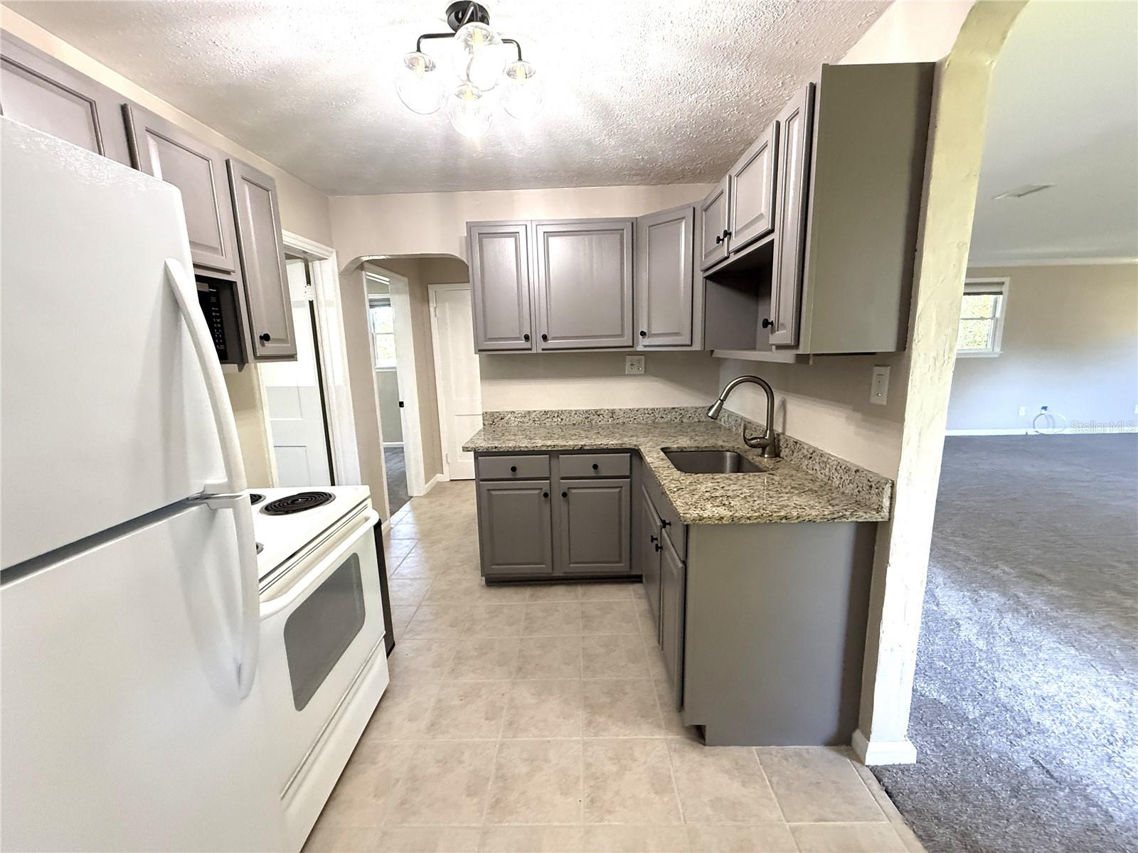 PASADENA TERRACE - Residential Lease