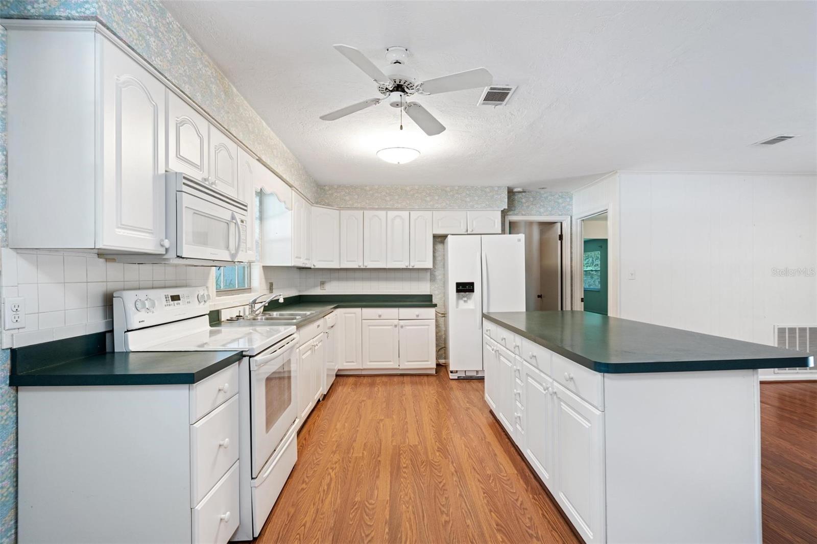 BRYWOOD - Residential