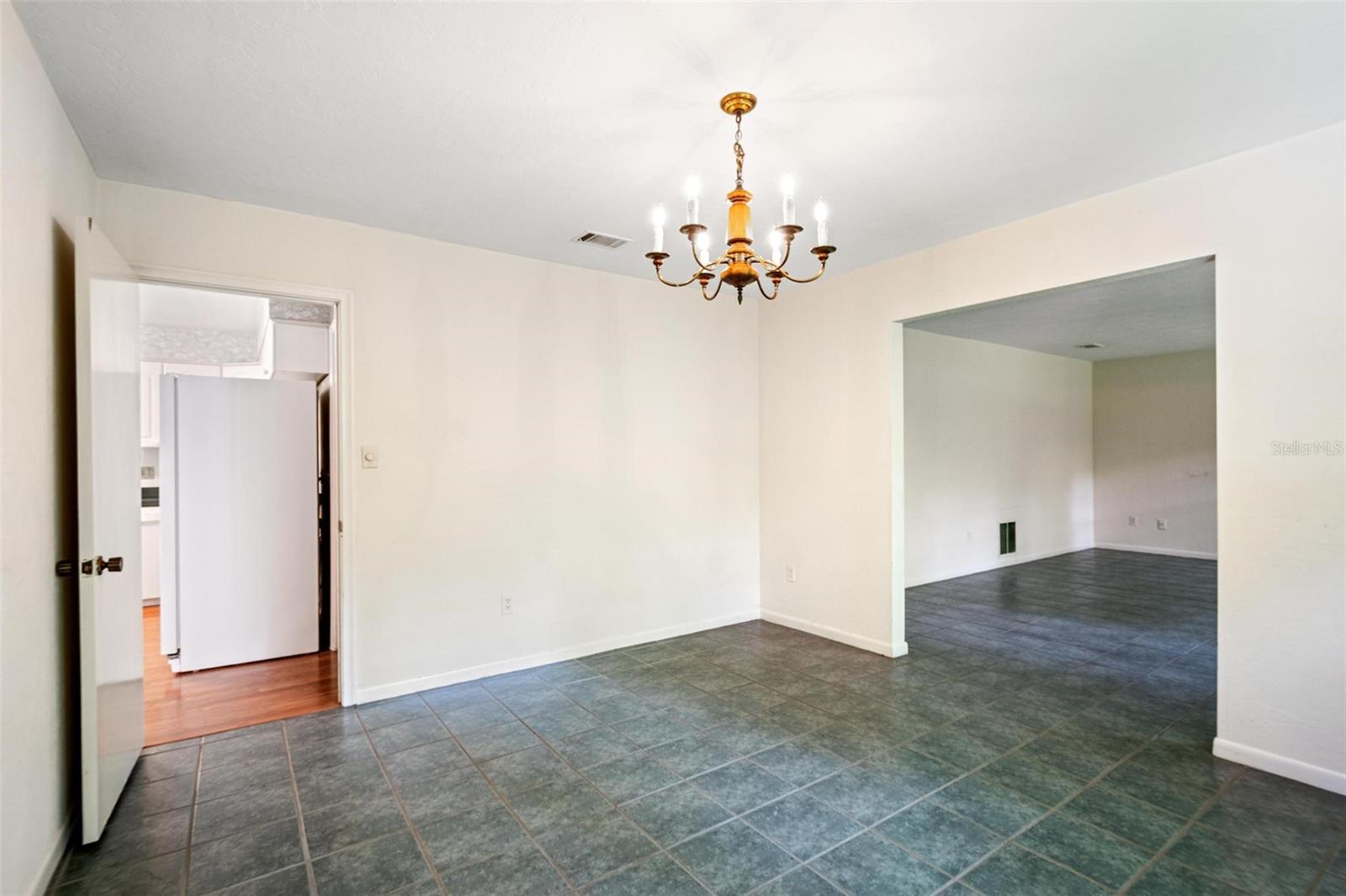 BRYWOOD - Residential