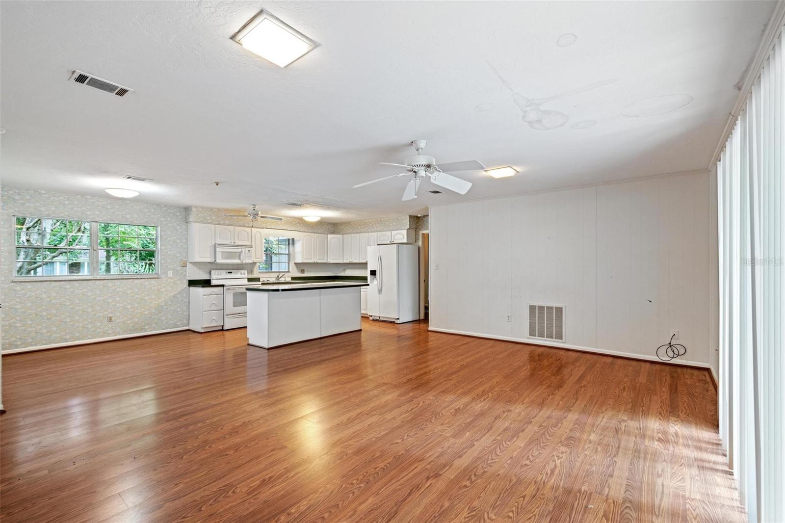 BRYWOOD - Residential