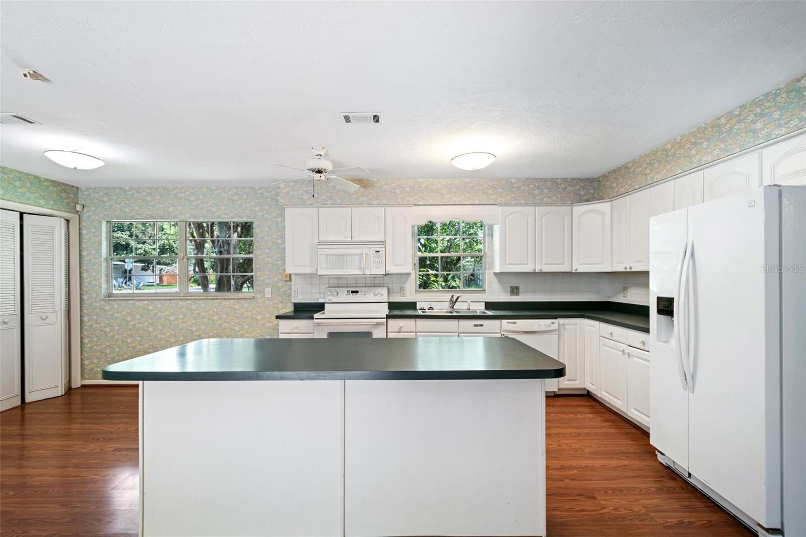 BRYWOOD - Residential