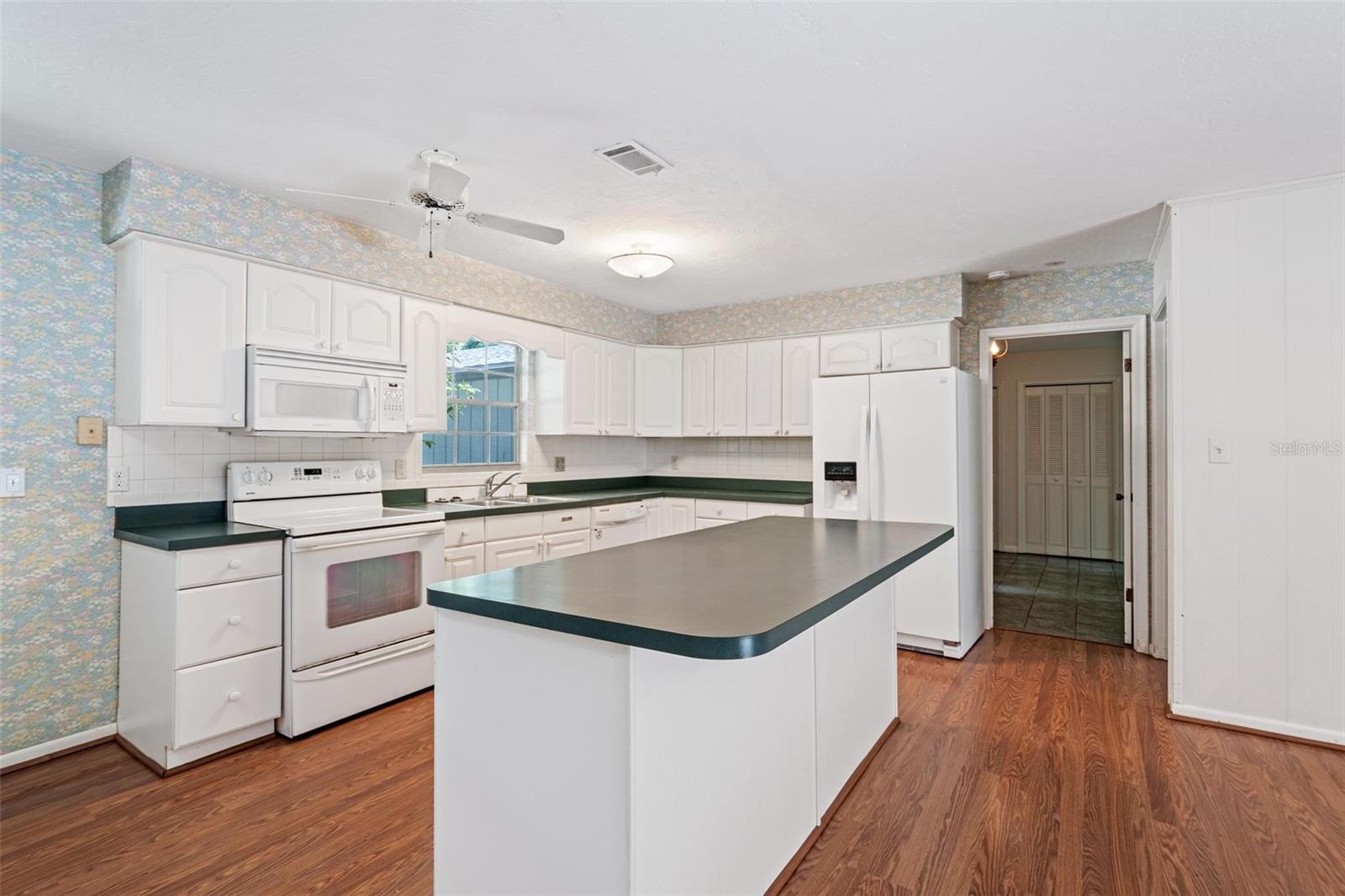 BRYWOOD - Residential