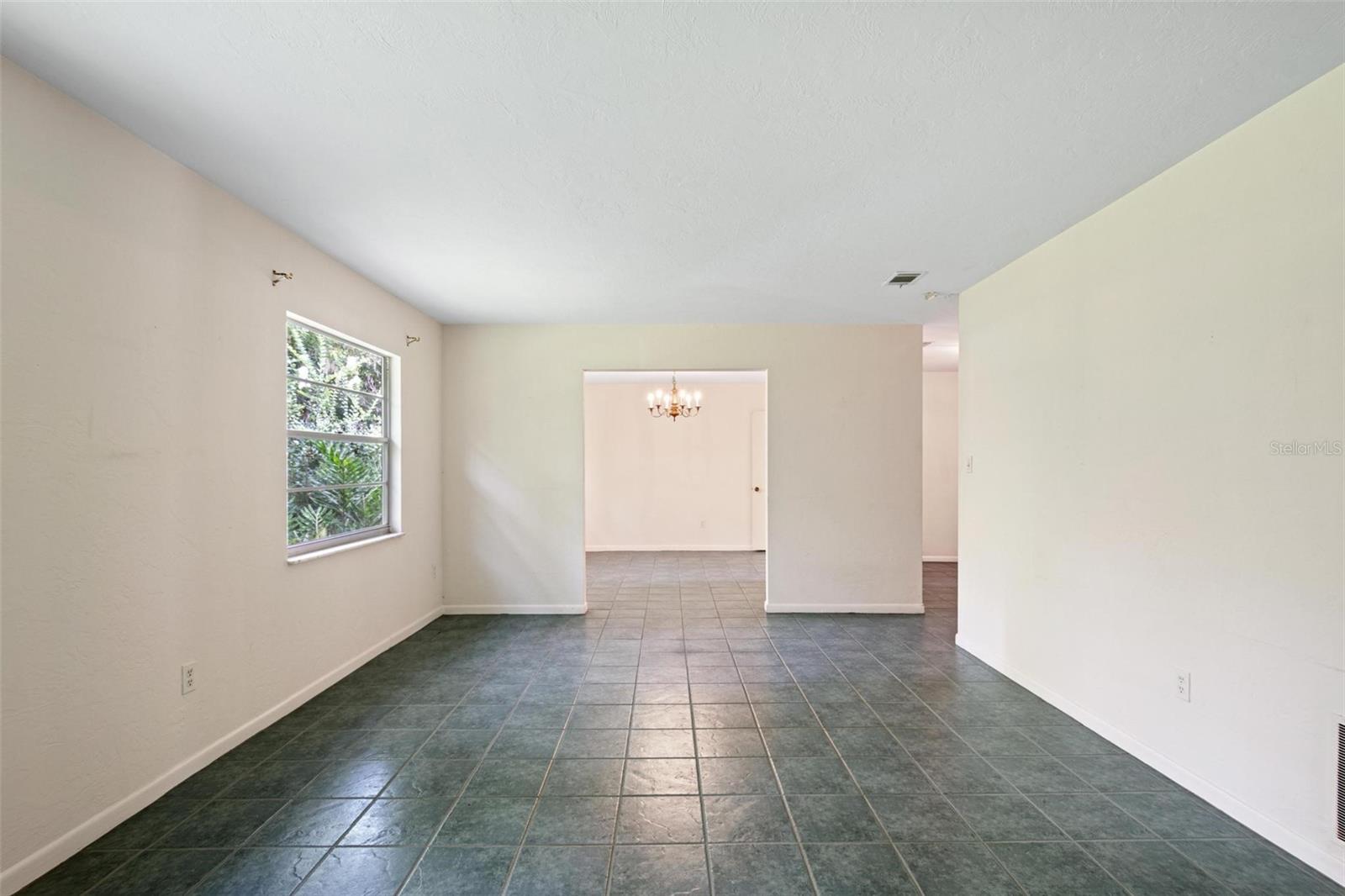 BRYWOOD - Residential