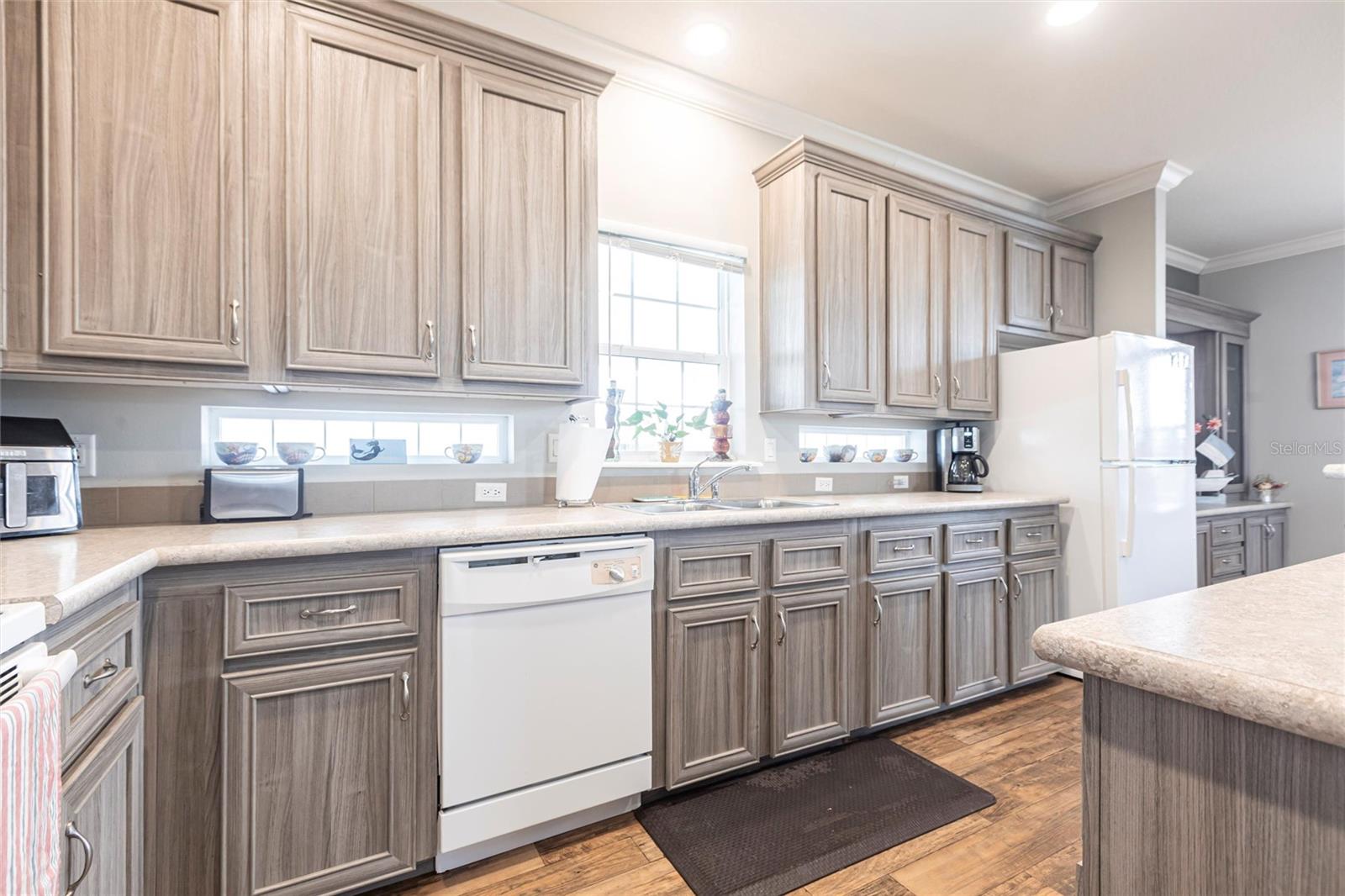 KINGS GATE CLUB MHP - Residential