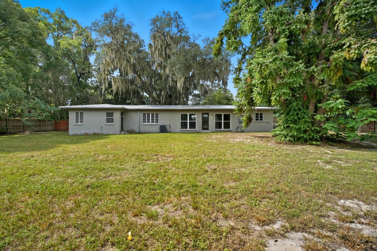 LAKEVIEW HIGHLANDS - Residential