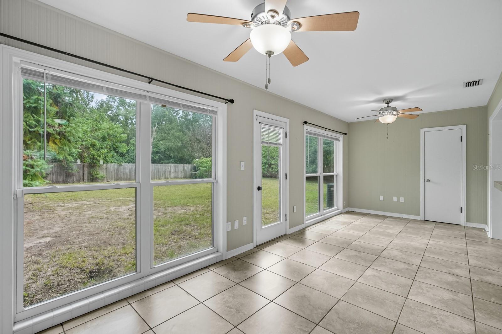 LAKEVIEW HIGHLANDS - Residential